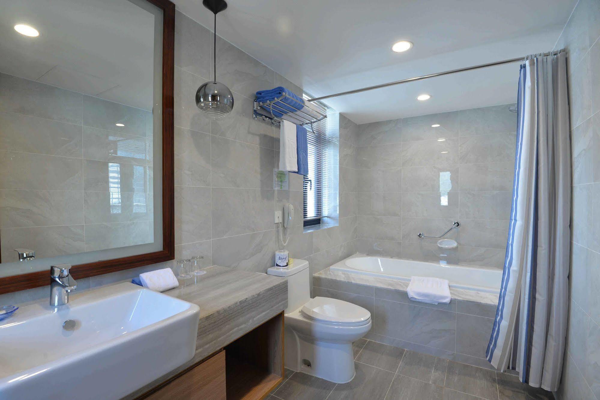 Ming Wah Apartments Shenzhen Exterior photo
